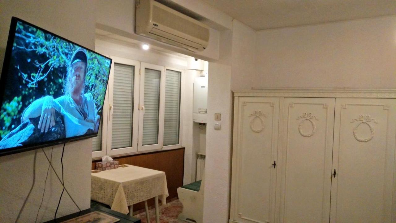 罗姆普罗莫普拉斯公寓 布加勒斯特 外观 照片